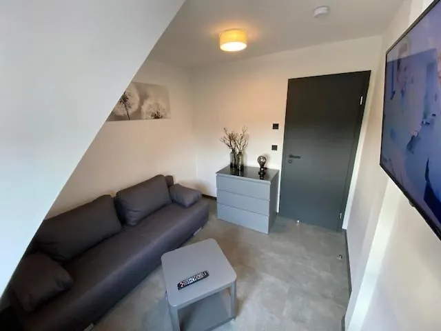 Deluxe * Halle (Saale)